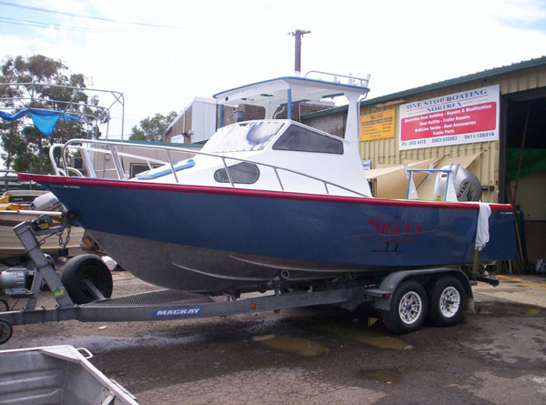 BB010 "Alloy Sea Boat - Standard Targa top"