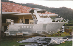 BB010 "Alloy Sea Boat - Standard Targa top"